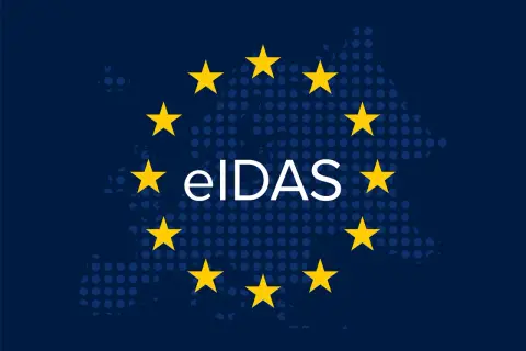 El logo eIDAS, con estrellas amarillas sobre un mapa de Europa punteado, representa la confianza digital y el certificado electrónico.